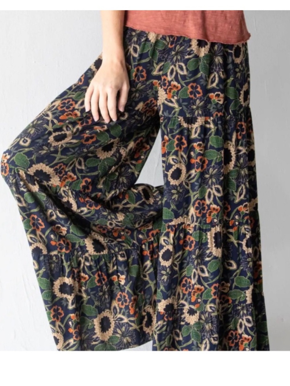 ❤️NATURAL LIFE Navy Floral Wide-Leg Pants with Green and Tan Accents